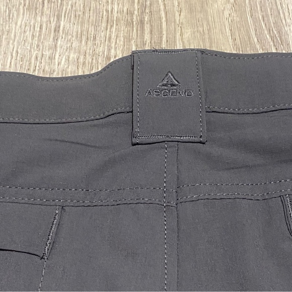 Ascend Explorer Water Resistant Pants Men's 42x30 Phantom Gray Bass Pro NWT - Picture 7 of 16